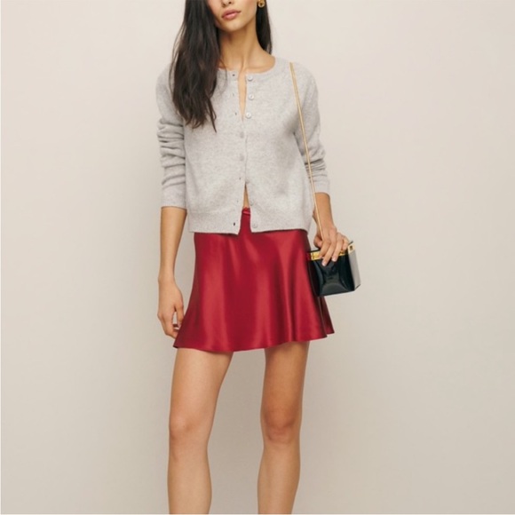 Reformation Edda Silk Miniskirt in Red - Picture 4 of 10